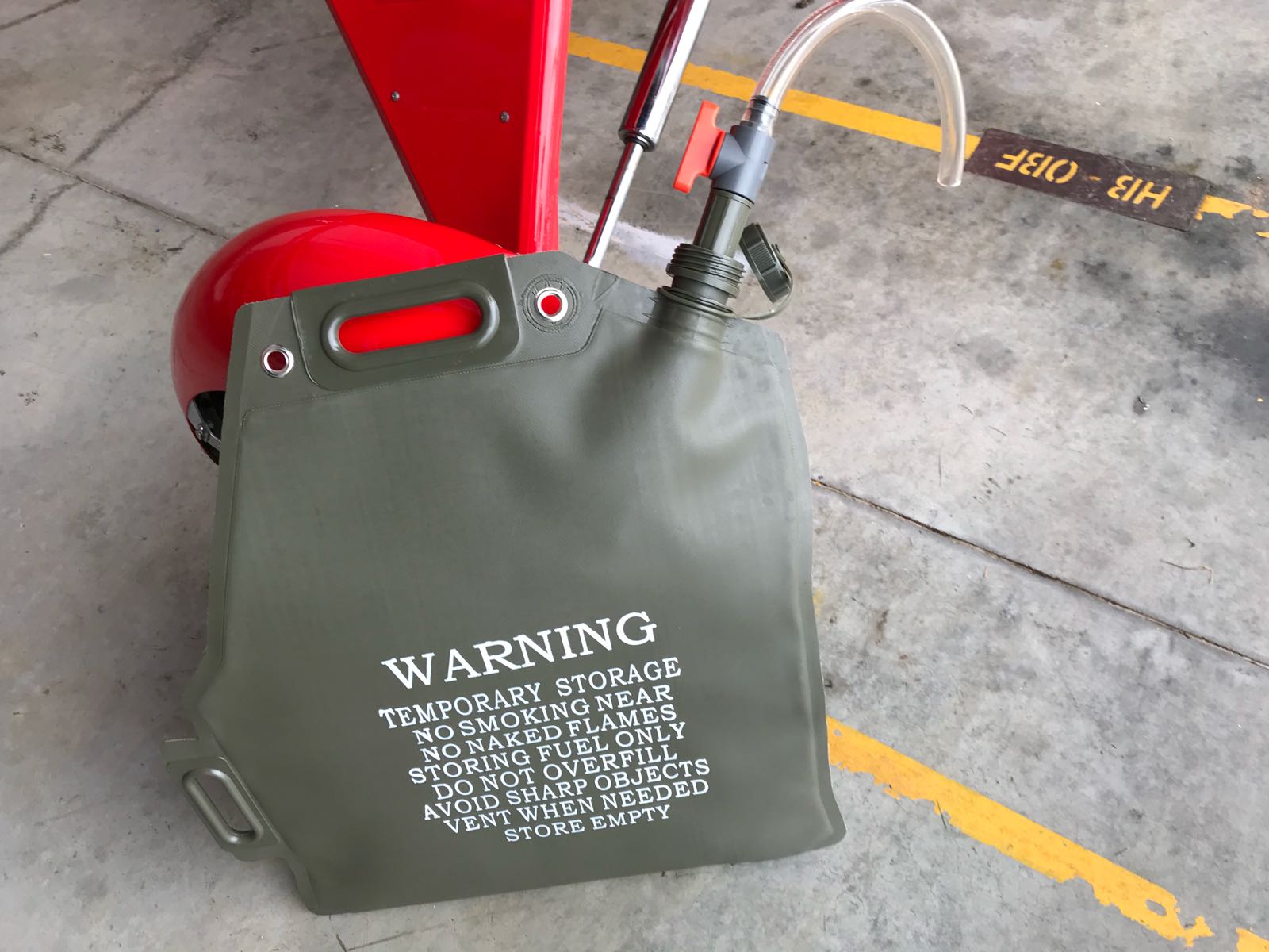 Buy Discount Of Portable 5 Gallon Fuel Tank 20 Litre Fuel Can For Private Airplane